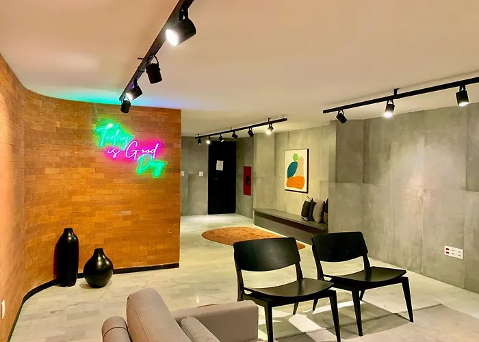 Loft, Três Minutos Da Santa Casa- Apto 502